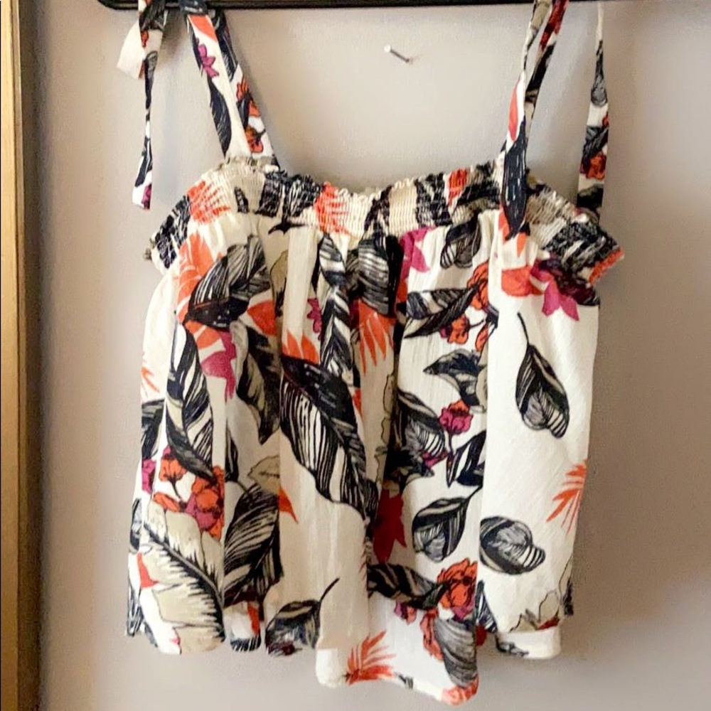 super cute shirt!!
